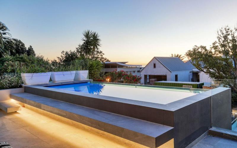 6 Bedroom Property for Sale in Camps Bay Western Cape